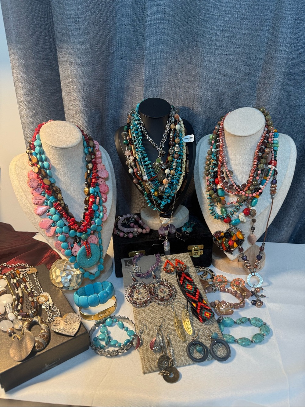 Reseller 40 pieces Boho Mixed Stone Southwest necklaces, Bracelets, earrings Guc